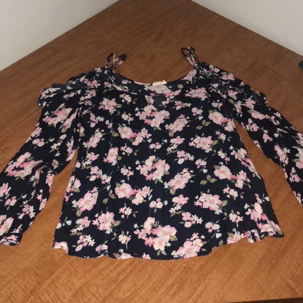 Off shoulder floral tank top